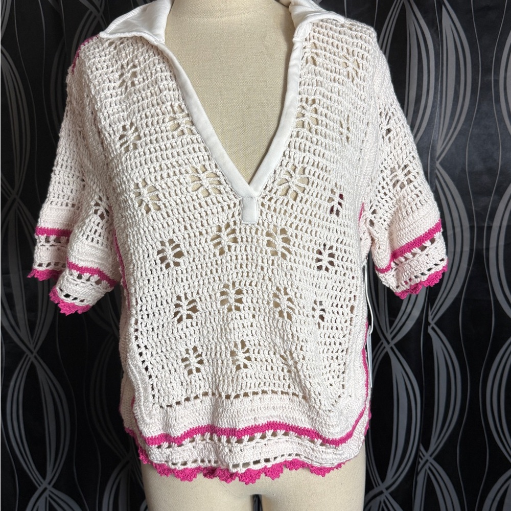 Saylor Chic Crochet Top with Pink Accents